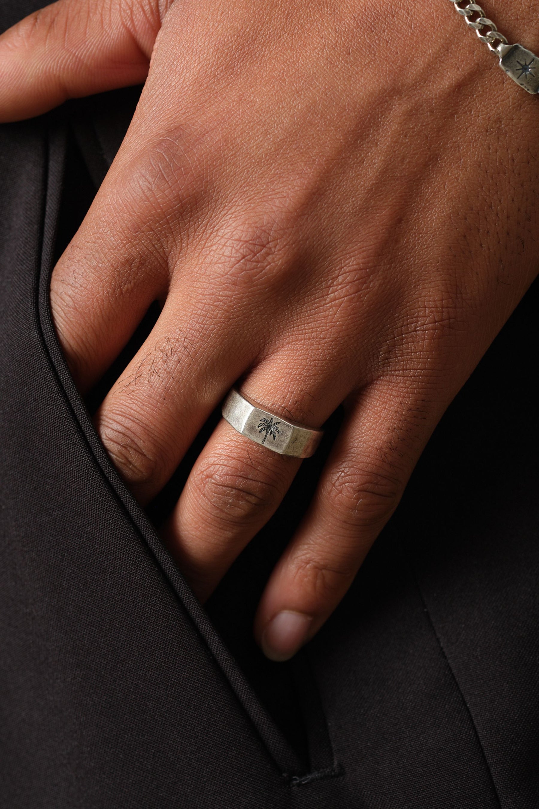 Palm Open Ring