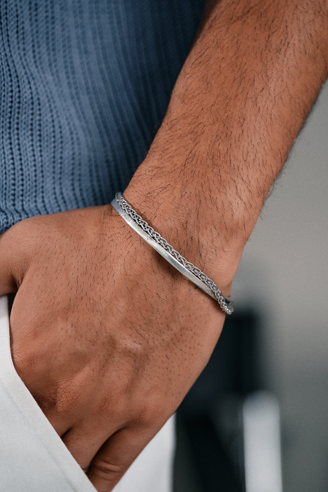 Bended Cuff