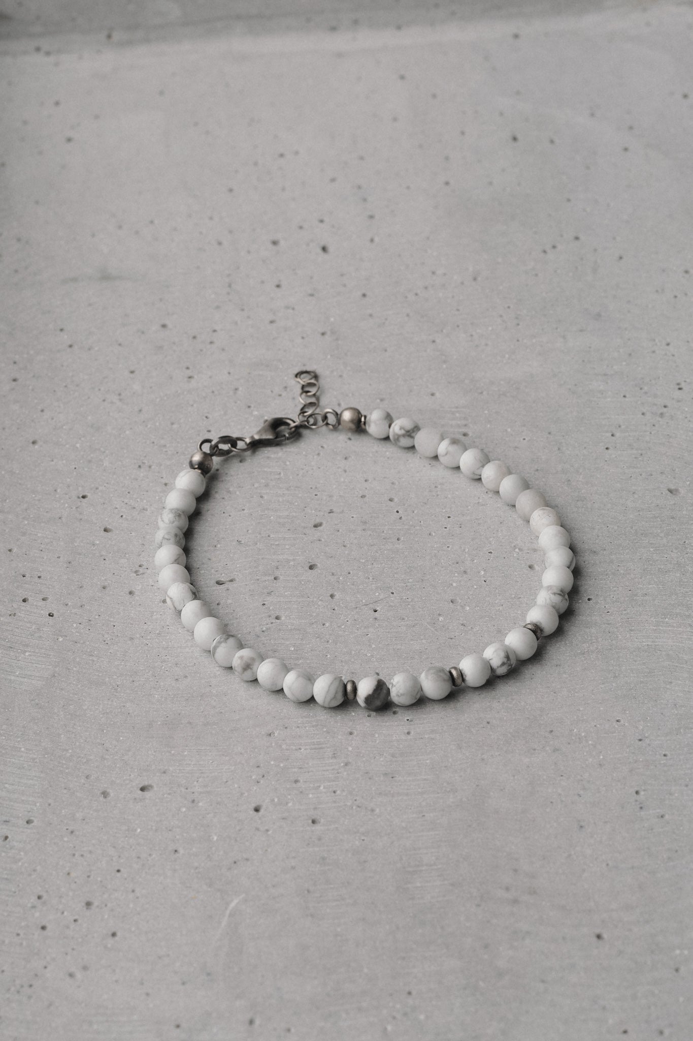 Howlite Bracelet