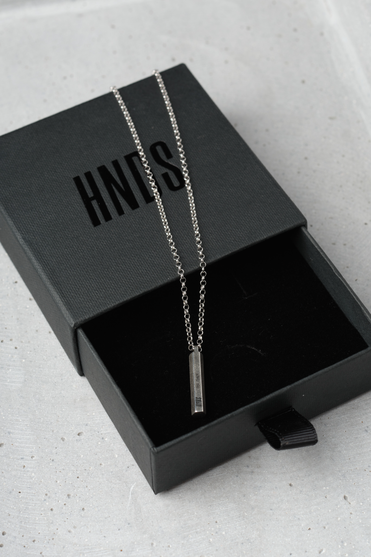 The Rod Necklace