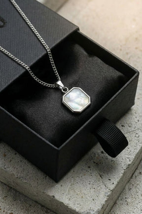 The Nova Necklace