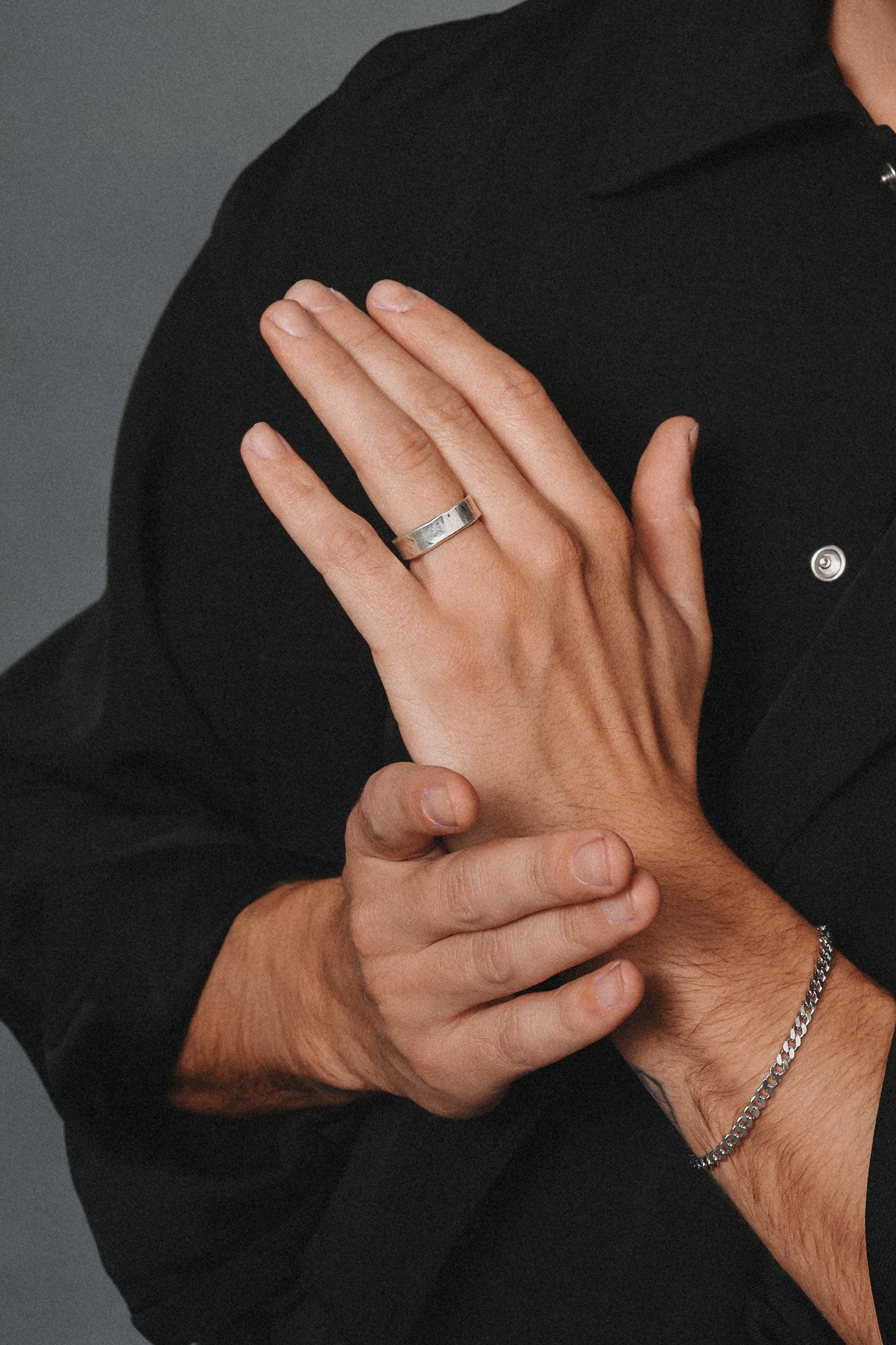 Bended Open Ring